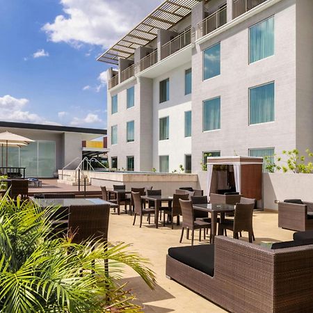 Courtyard By Marriott Kingston, Jamaica Hotel Eksteriør billede