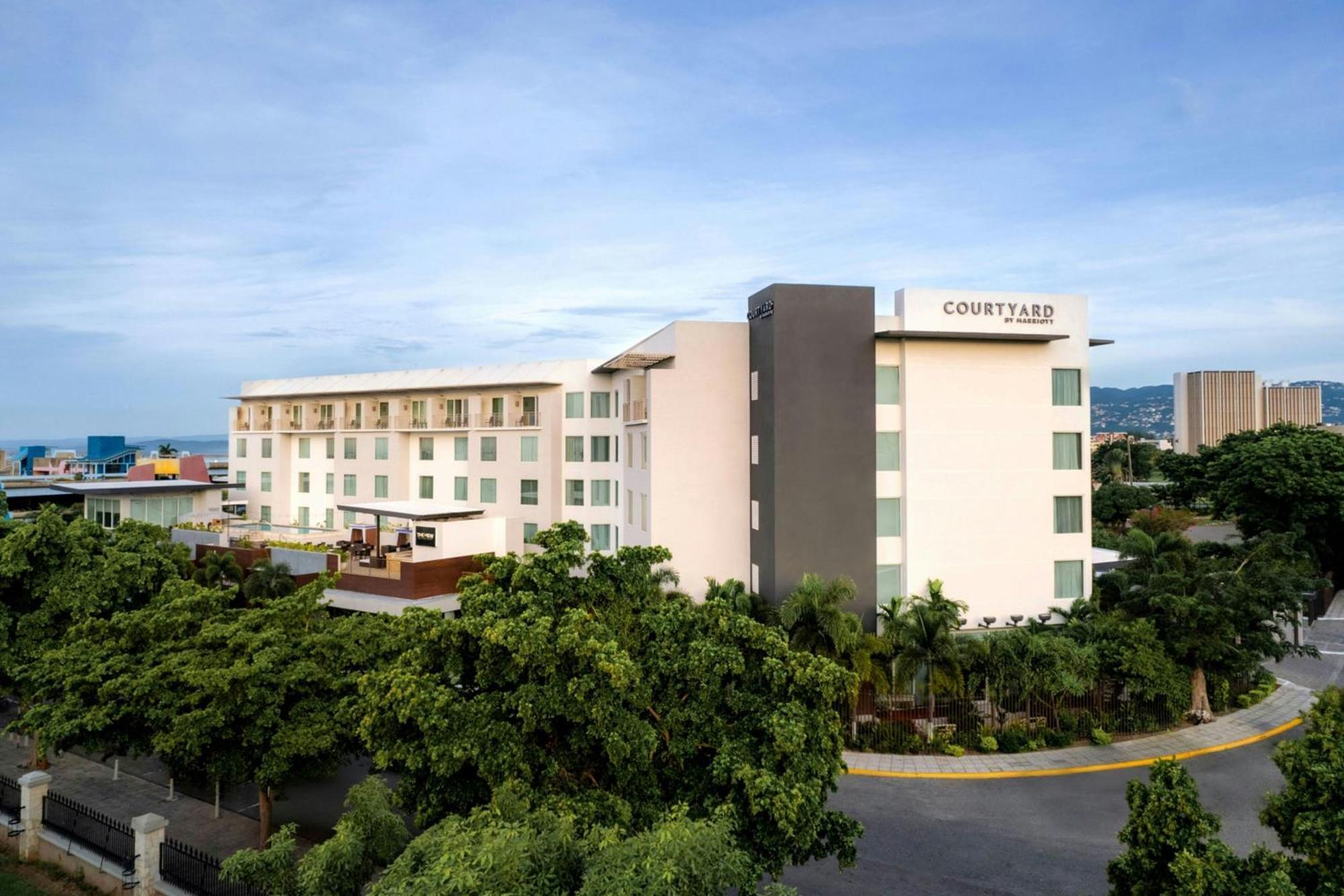 Courtyard By Marriott Kingston, Jamaica Hotel Eksteriør billede