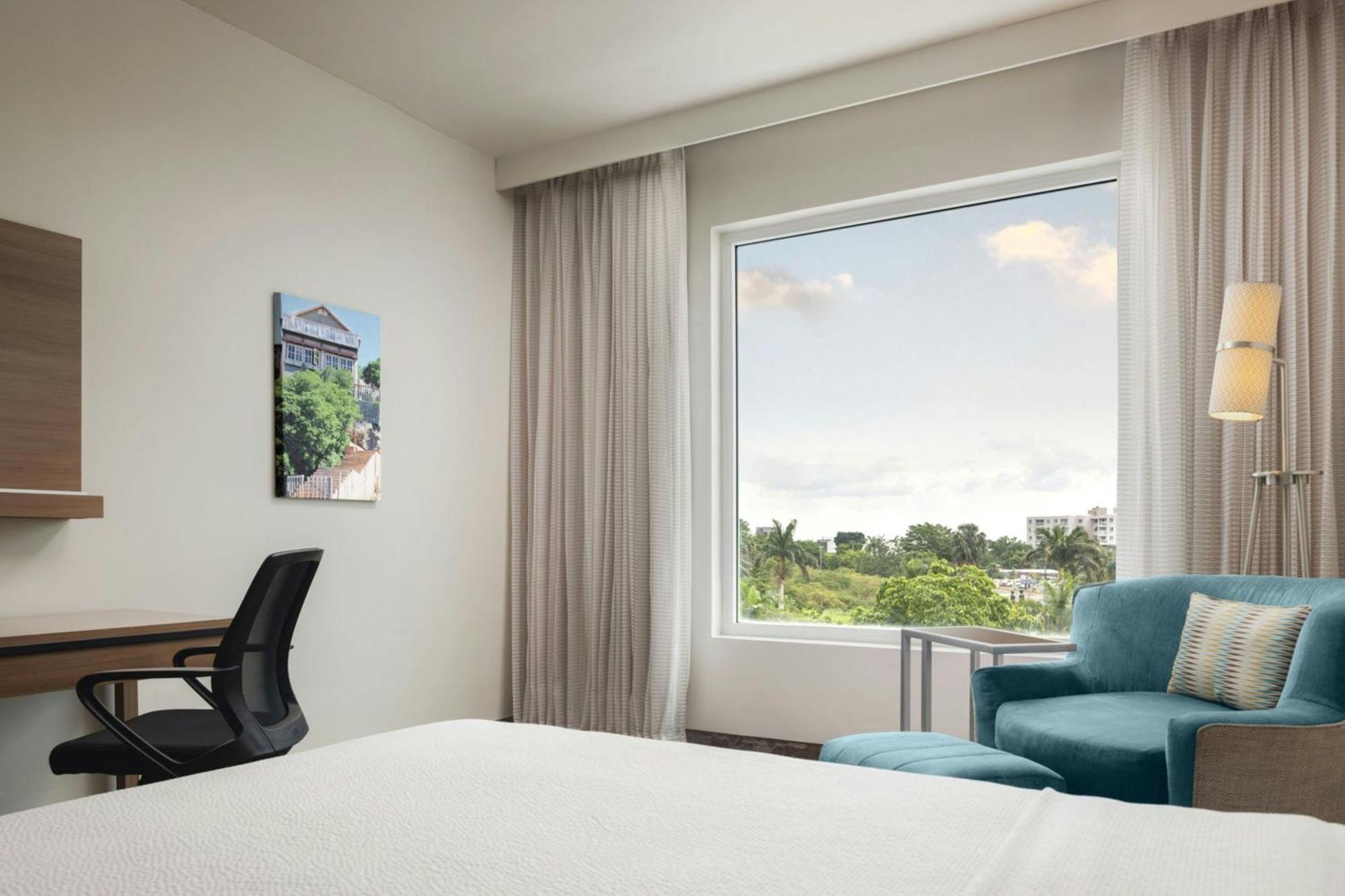Courtyard By Marriott Kingston, Jamaica Hotel Eksteriør billede