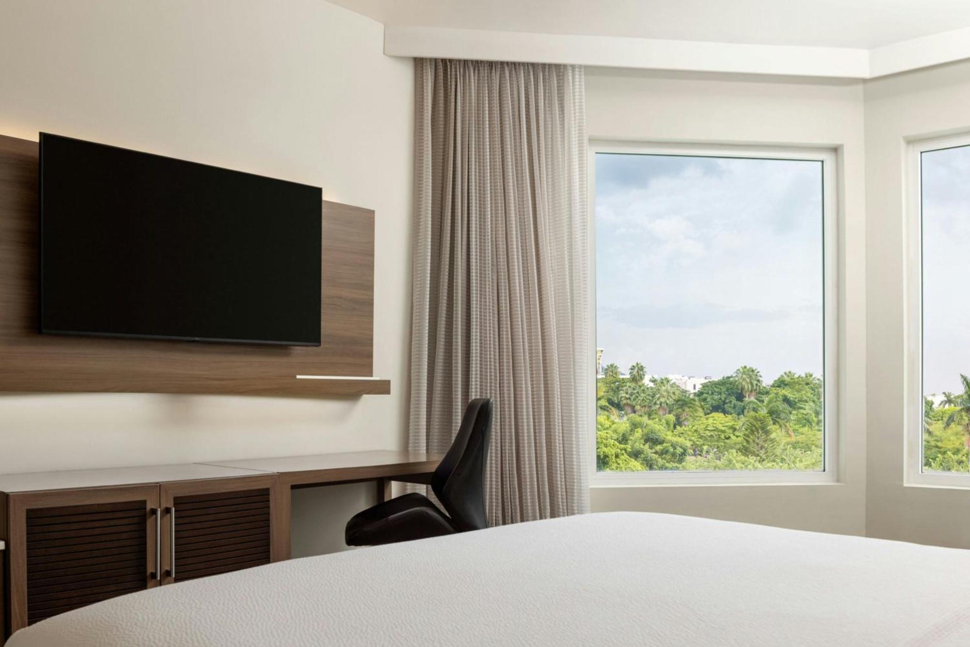 Courtyard By Marriott Kingston, Jamaica Hotel Eksteriør billede