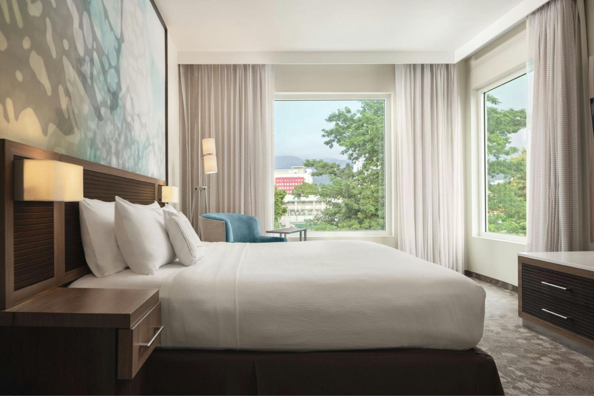Courtyard By Marriott Kingston, Jamaica Hotel Eksteriør billede